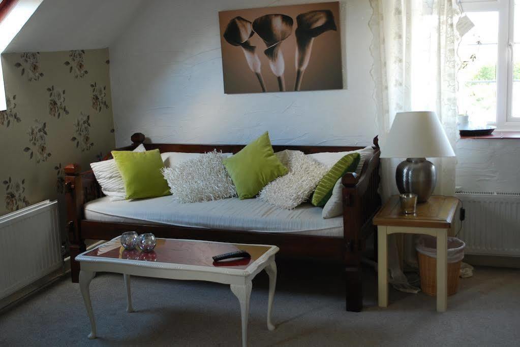 Stoneleigh Barn Bed And Breakfast เชอร์บอร์น ภายนอก รูปภาพ