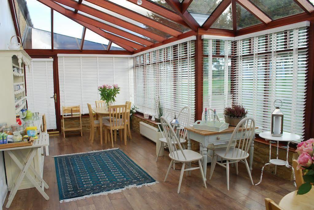 Stoneleigh Barn Bed And Breakfast เชอร์บอร์น ภายนอก รูปภาพ