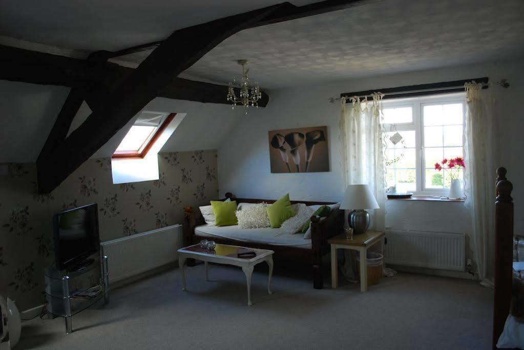Stoneleigh Barn Bed And Breakfast เชอร์บอร์น ภายนอก รูปภาพ
