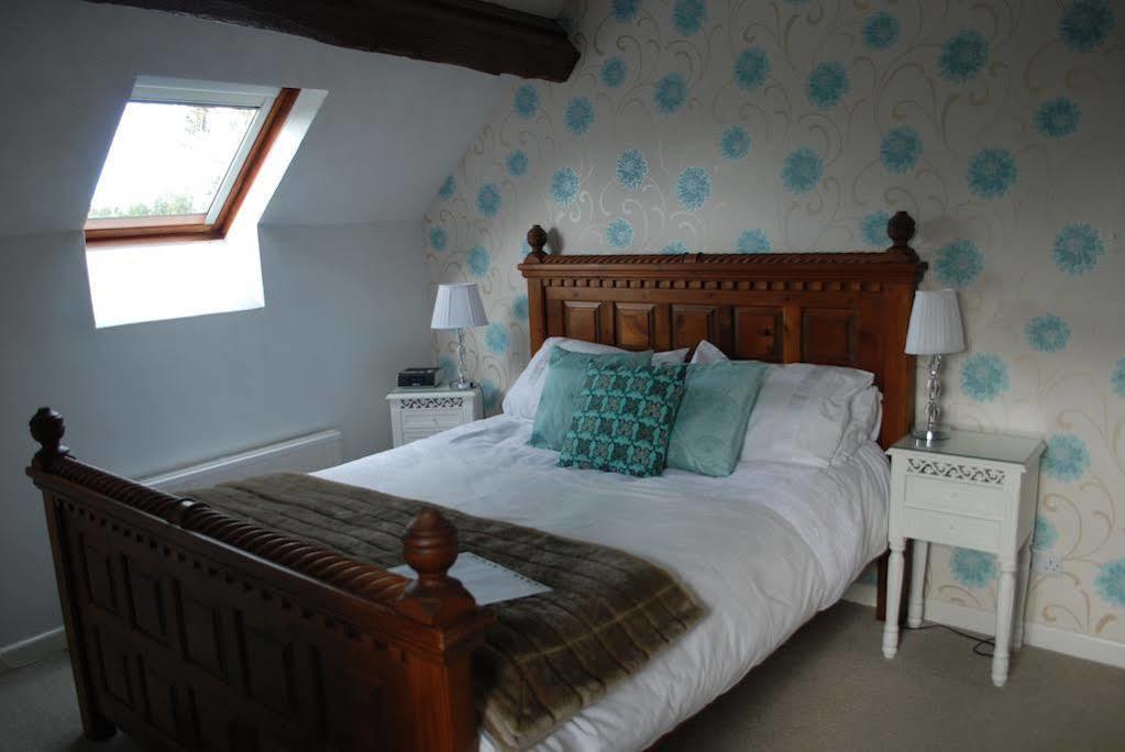 Stoneleigh Barn Bed And Breakfast เชอร์บอร์น ภายนอก รูปภาพ